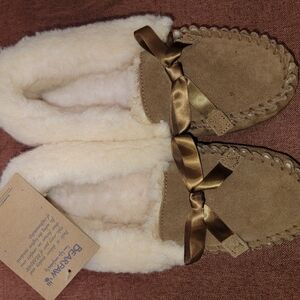Bearpaw Women's Tan Moccasin Slippers